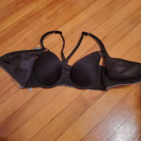 Victoria's Secret Sport wrap front bra VSX, women size 36B - Picture 6 of 10